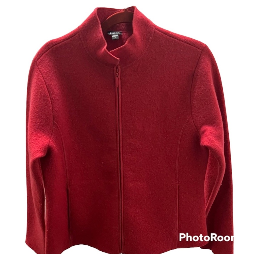 100% Wool jacket/blazer Size Small/Will fit Medium also EUC